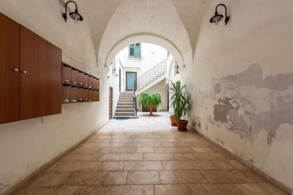 Apt 2 In The Historic Center Bari Exterior foto